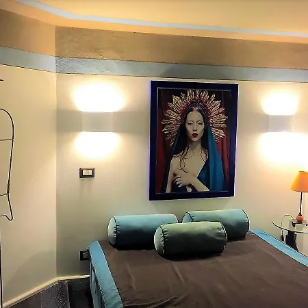 Pepe Suites *