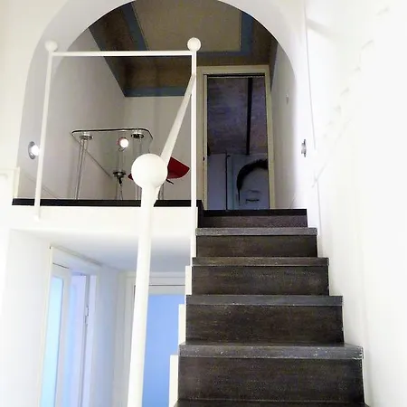 Pepe Suites